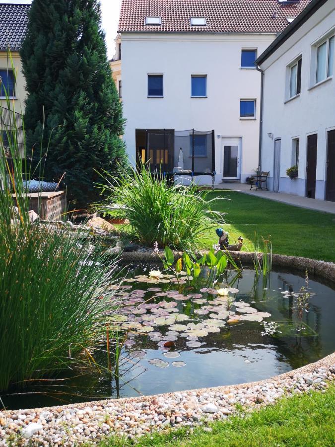 Ferienwohnung am Wasserturm Zwenkau Exterior foto