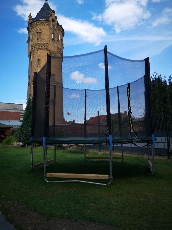 Ferienwohnung am Wasserturm Zwenkau Exterior foto